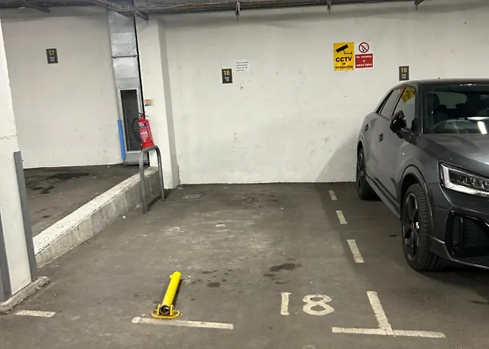 Apartment Athenaeum House