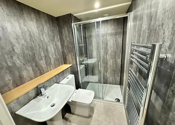 Athenaeum House Leeds (West Yorkshire)